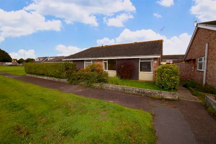 2 Bedroom Bungalow To Rent In Willowhale Green, Bognor Regis, PO21