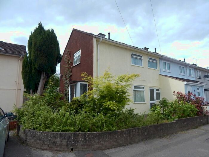 2 Bedroom Property To Rent In Fields Road, Oakfield, Cwmbran, NP44