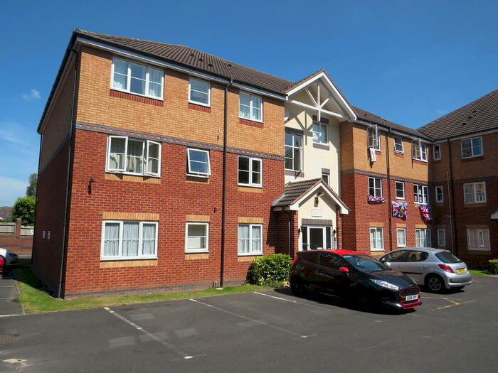 2 Bedroom Apartment To Rent In Warwick Road, New Oscott, B73