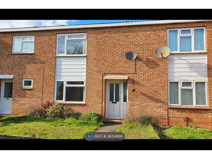 2 Bedroom Terraced House To Rent In Lapwing Gardens, Bristol, BS16