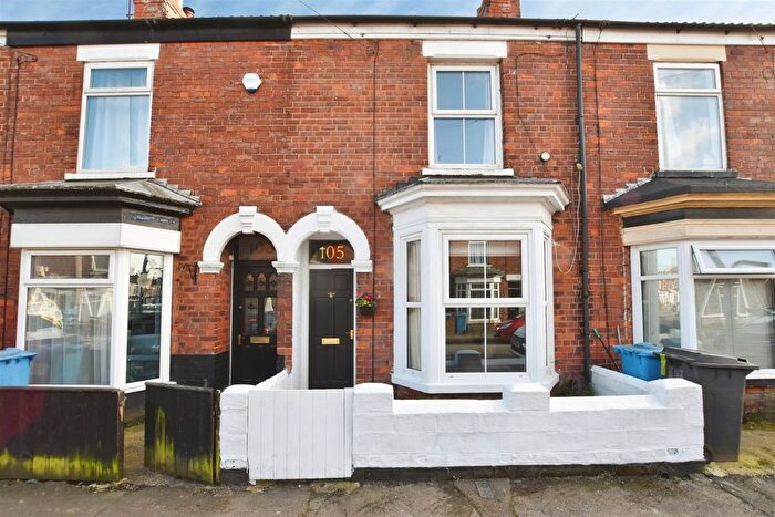 2 Bedroom Terraced House For Sale In Clumber Street, Hull, HU5