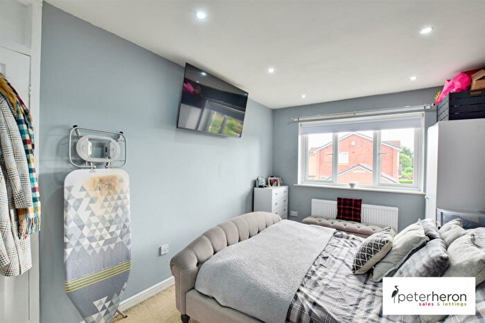 3 Bedroom End Of Terrace House For Sale In Bathgate Avenue, Town End Farm, Sunderland, SR5