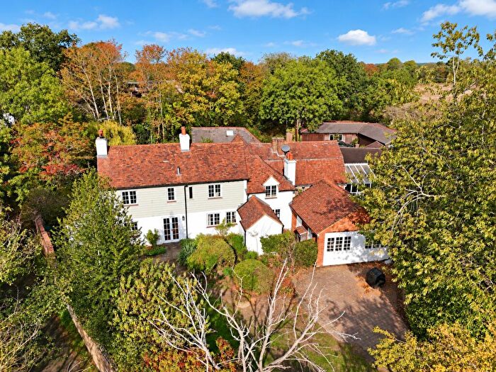 4 Bedroom Semi-Detached House For Sale In Wilkins Green, Smallford, St. Albans, Hertfordshire, AL4