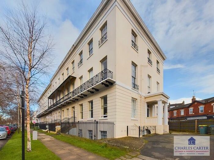 1 Bedroom Studio To Rent In Pittville Lawn, Cheltenham, Gloucestershire, GL52