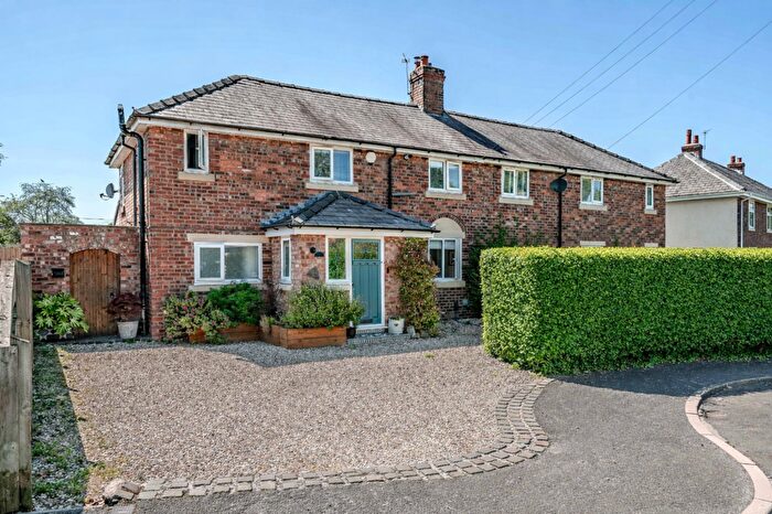 3 Bedroom Semi Detached House For Sale In Anderton Road, Euxton, PR7