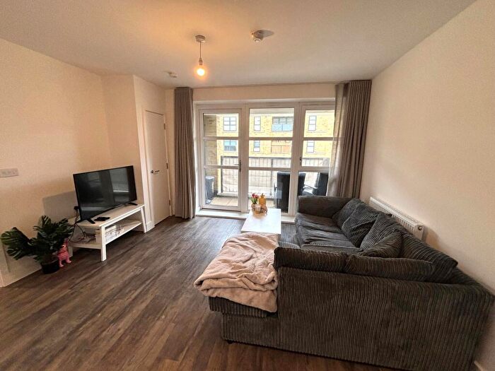 2 Bedroom Flat To Rent In Ebbsfleet Valley, Swanscombe, DA10