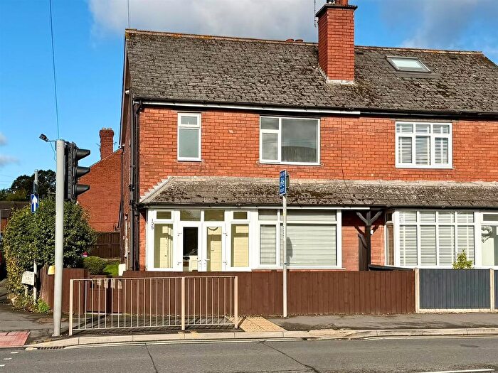 3 Bedroom Semi-Detached House For Sale In Edgar Street, Hereford, HR4