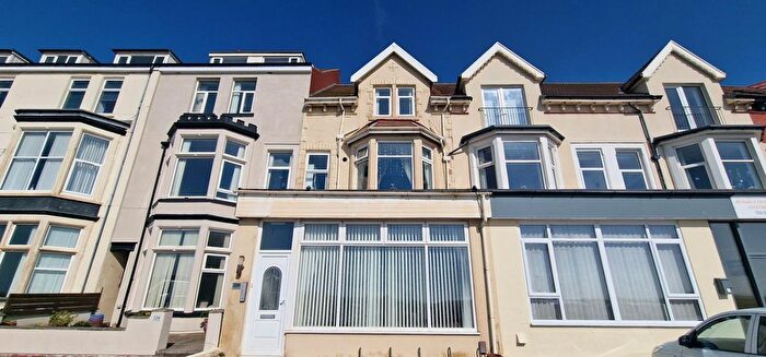 1 Bedroom Property To Rent In Queens Promenade, Bispham, Blackpool, FY2