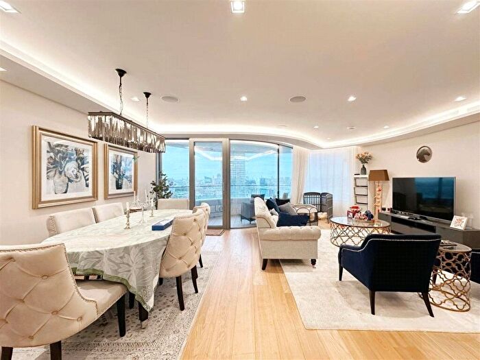 3 Bedroom Flat For Sale In The Corniche, SE1