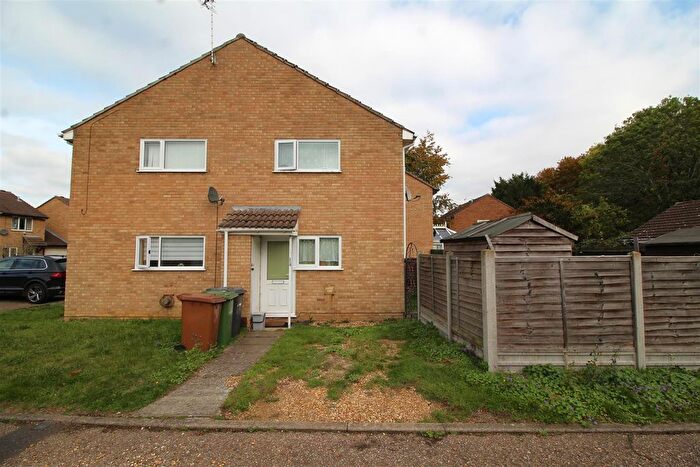 1 Bedroom Semi-detached House For Sale In Birchwood, Orton Goldhay, Peterborough, PE2