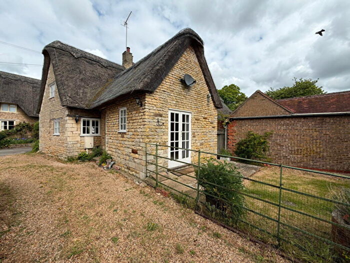 1 Bedroom Cottage For Sale In Tithe Cottage, Empingham, LE15
