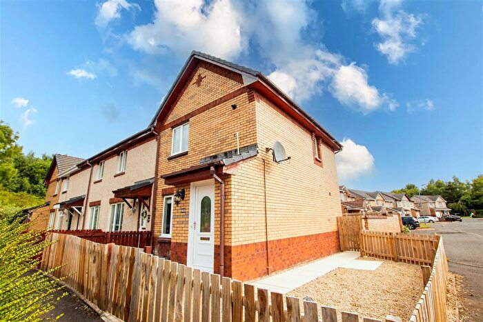 2 Bedroom End Of Terrace House To Rent In Laberge Gardens, New Stevenston, Motherwell, ML1
