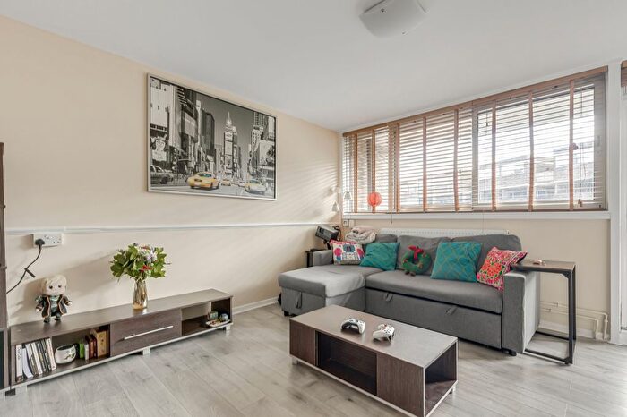 1 Bedroom Property To Rent In Cyrus Street, Clerkenwell, London, EC1V