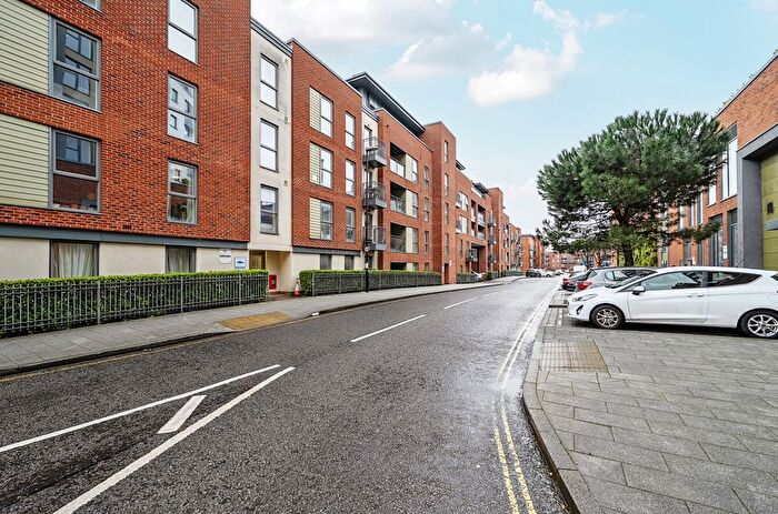 1 Bedroom Flat For Sale In John Thornycroft Road, Woolston, Southampton, Hampshire, SO19