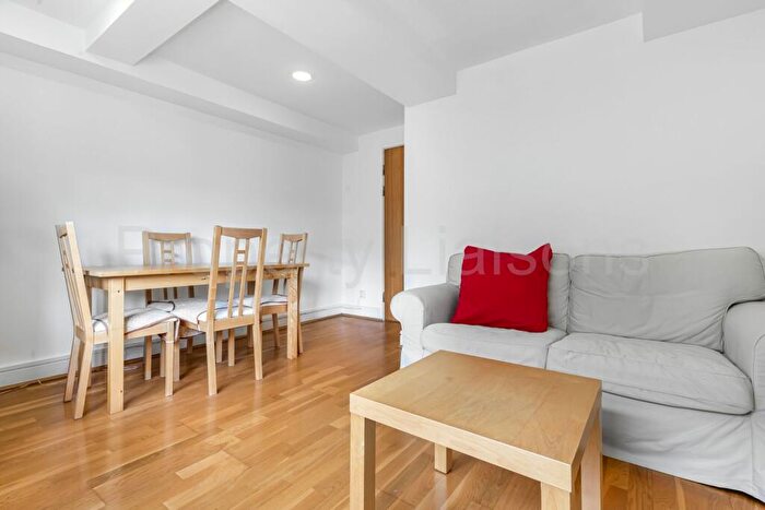 1 Bedroom Apartment For Sale In St Thomas Wharf, Wapping High Street, London, E1W