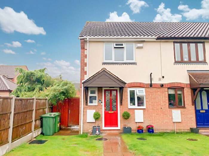 2 Bedroom Terraced House To Rent In Sweet Briar Drive, Steeple View, SS15