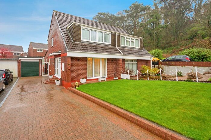4 Bedroom Semi Detached House For Sale In Aycliffe Gardens, Plymouth, PL7