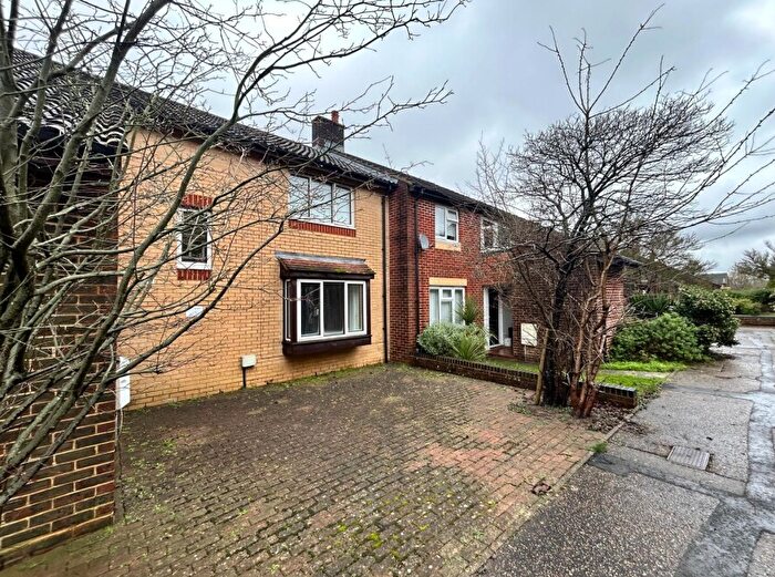 1 Bedroom House To Rent In Bewbush, RH11