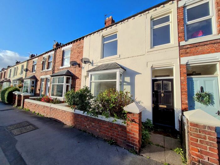 4 Bedroom House To Rent In Romanby Road, Northallerton, DL7