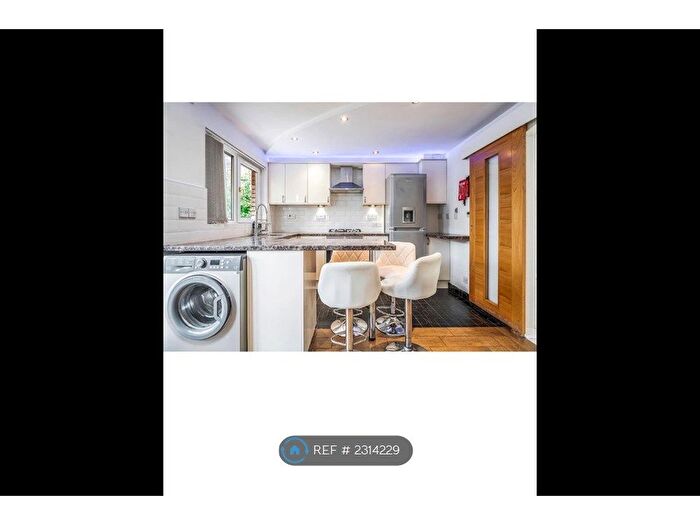 3 Bedroom End Of Terrace House To Rent In Upper Craigour, Edinburgh, EH17