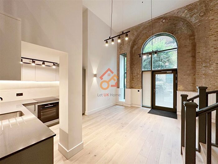 3 Bedroom Property To Rent In Windsor Square, London, SE18