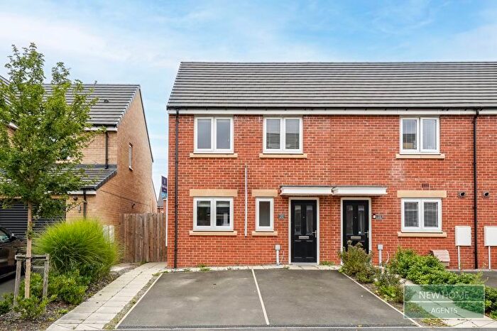 3 Bedroom End Of Terrace House For Sale In Rother Close, Gateshead, Hebburn, NE31