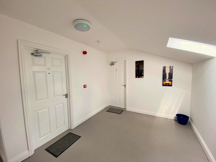 2 Bedroom Flat To Rent In Willenhall, Coventry, CV3