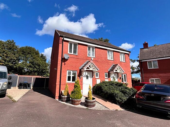 2 Bedroom Semi-Detached House To Rent In Convent Drive, Stoke Golding, Nuneaton, CV13