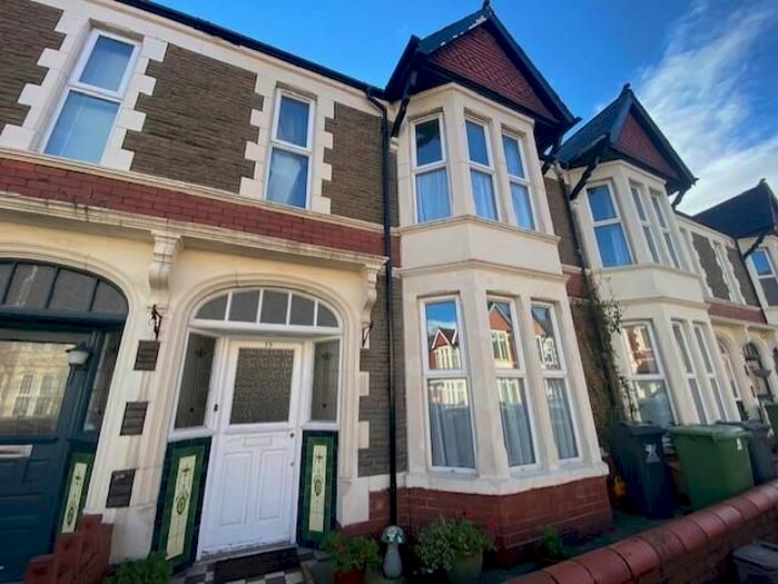 3 Bedroom Property To Rent In Pen-Y-Bryn Road, Gabalfa, Cardiff CF14