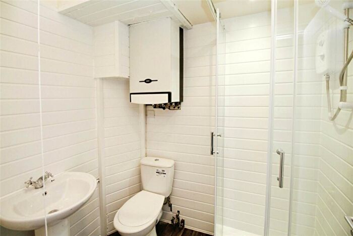 1 Bedroom Flat To Rent In Woodland Terrace, Greenbank Road, Plymouth, Devon, PL4