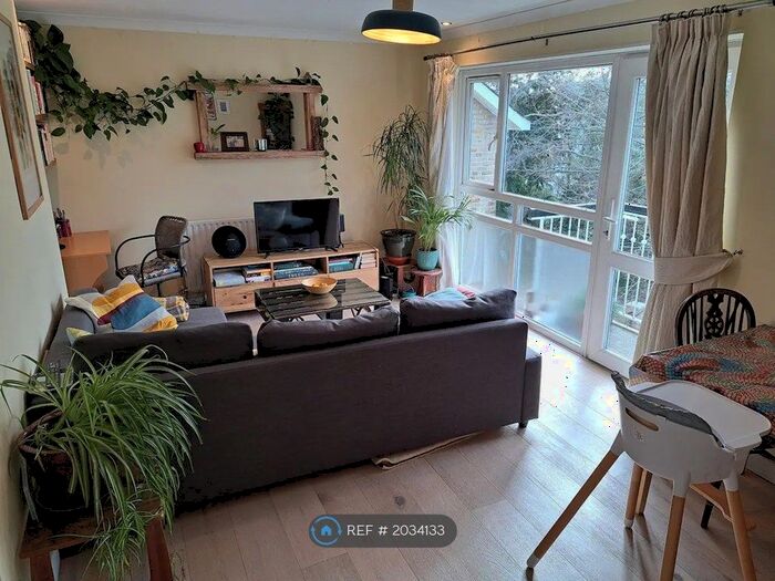 2 Bedroom Flat To Rent In Grace House, London, SE26