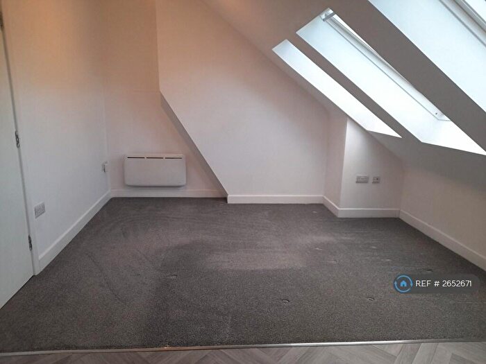 1 Bedroom Flat To Rent In Fairfield, Christchurch, BH23