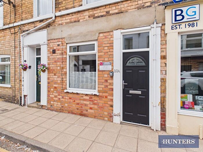 2 Bedroom Flat For Sale In Hope Street, Filey, YO14