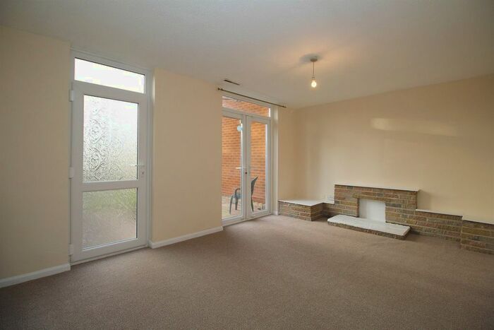 4 Bedroom Terraced House To Rent In Milton Street, Loughborough, LE11