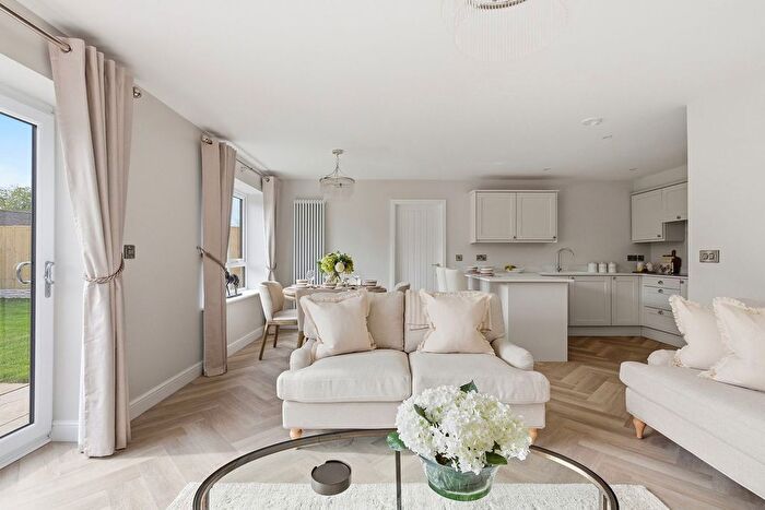 3 Bedroom Bungalow For Sale In Church Street, Royston, Barnsley, S71