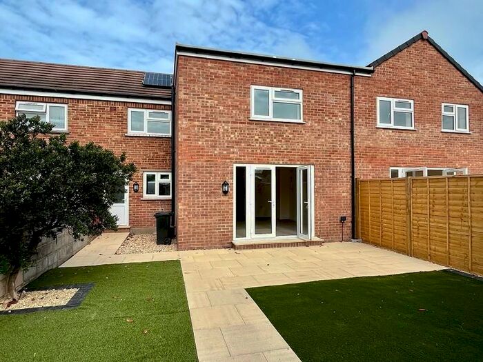 Terraced House To Rent In Tennyson Road, Weston-super-mare, North Somerset., BS23