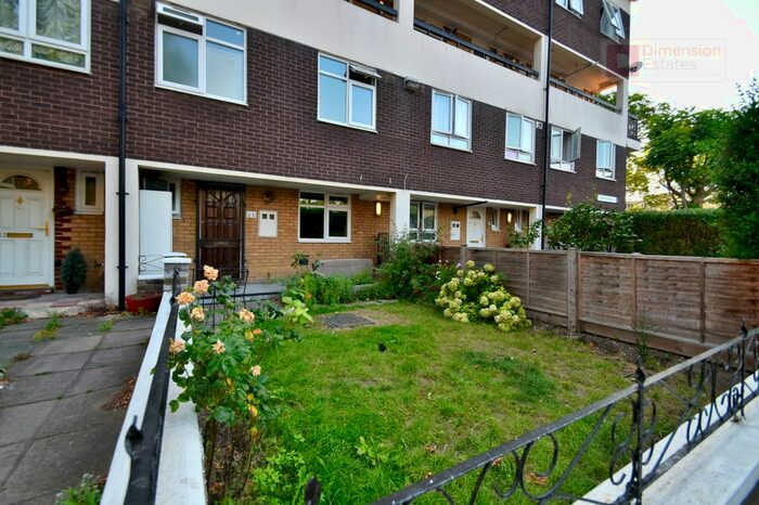 3 Bedroom Maisonette To Rent In Sheffield Square, London, E3