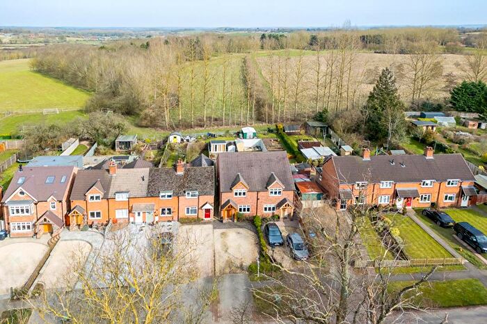 3 Bedroom Semi-Detached House For Sale In Park Lane, Snitterfield, Stratford-upon-Avon, CV37