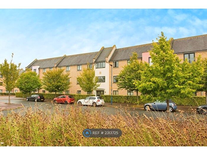 2 Bedroom Flat To Rent In Ring Fort Road, Cambridge, CB4