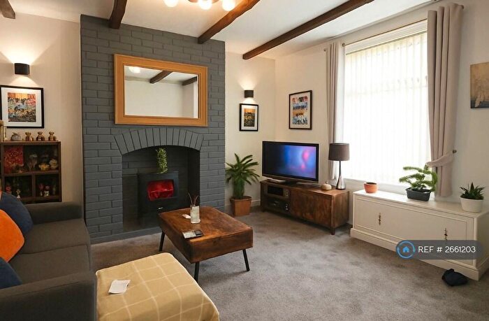 2 Bedroom End Of Terrace House To Rent In Manchester Road, Bury, BL9