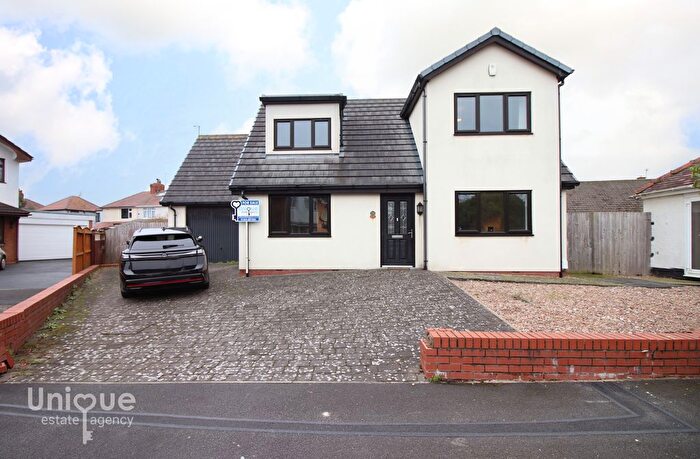 3 Bedroom Detached House For Sale In Kirton Place, Thornton-Cleveleys, FY5
