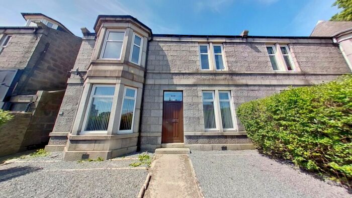 3 Bedroom Flat To Rent In King Street, City Centre, Aberdeen, AB24