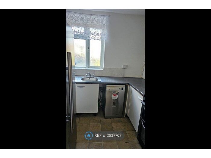 4 Bedroom Terraced House To Rent In East Milton Road, Gravesend, DA12
