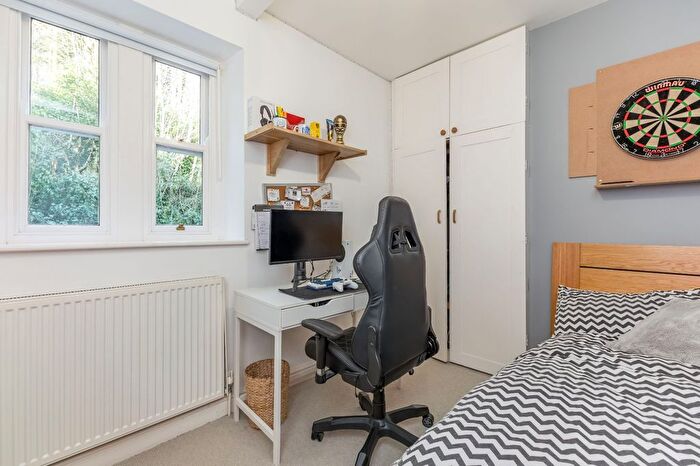 3 Bedroom Terraced House For Sale In Bank Buildings, Meltham, Holmfirth, HD9