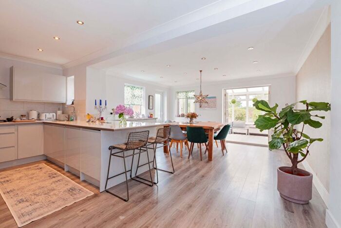 3 Bedroom Semi-Detached House For Sale In Colenorton Crescent, Eton Wick, Windsor, SL4