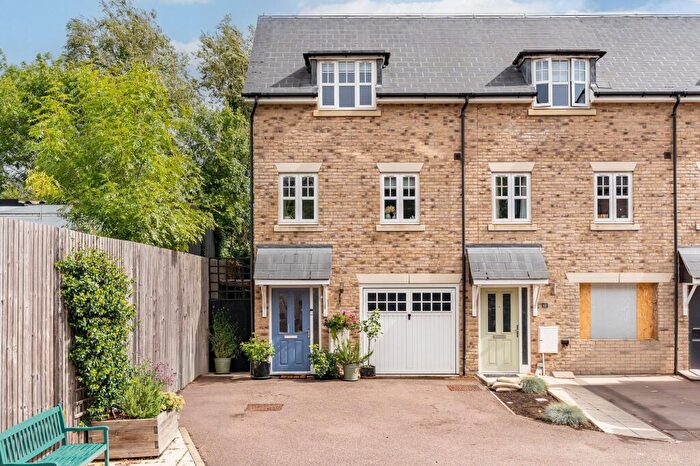 4 Bedroom End Of Terrace House For Sale In Timber Close, Stanstead Abbotts, SG12