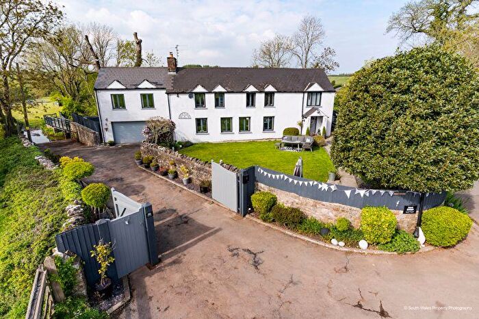 4 Bedroom Detached House For Sale In Sully Road, Penarth, CF64