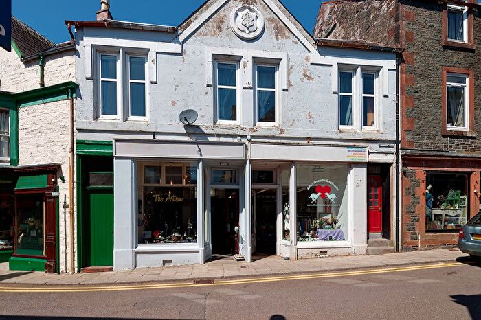 2 Bedroom Flat For Sale In Well Street, Moffat, Dumfries And Galloway, DG10