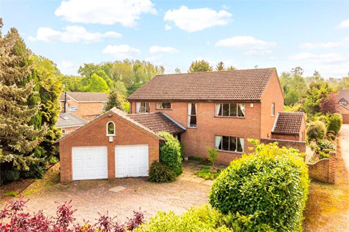 5 Bedroom Detached House For Sale In Clophill Road, Maulden, Bedfordshire, MK45