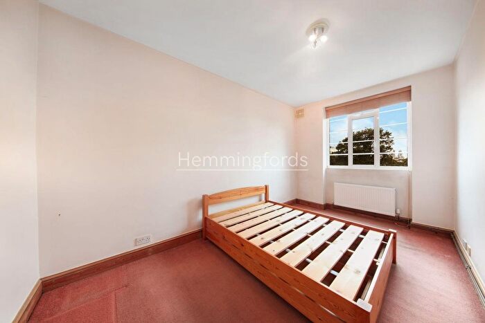 1 Bedroom Flat For Sale In Angel House, Pentonville Road, N1